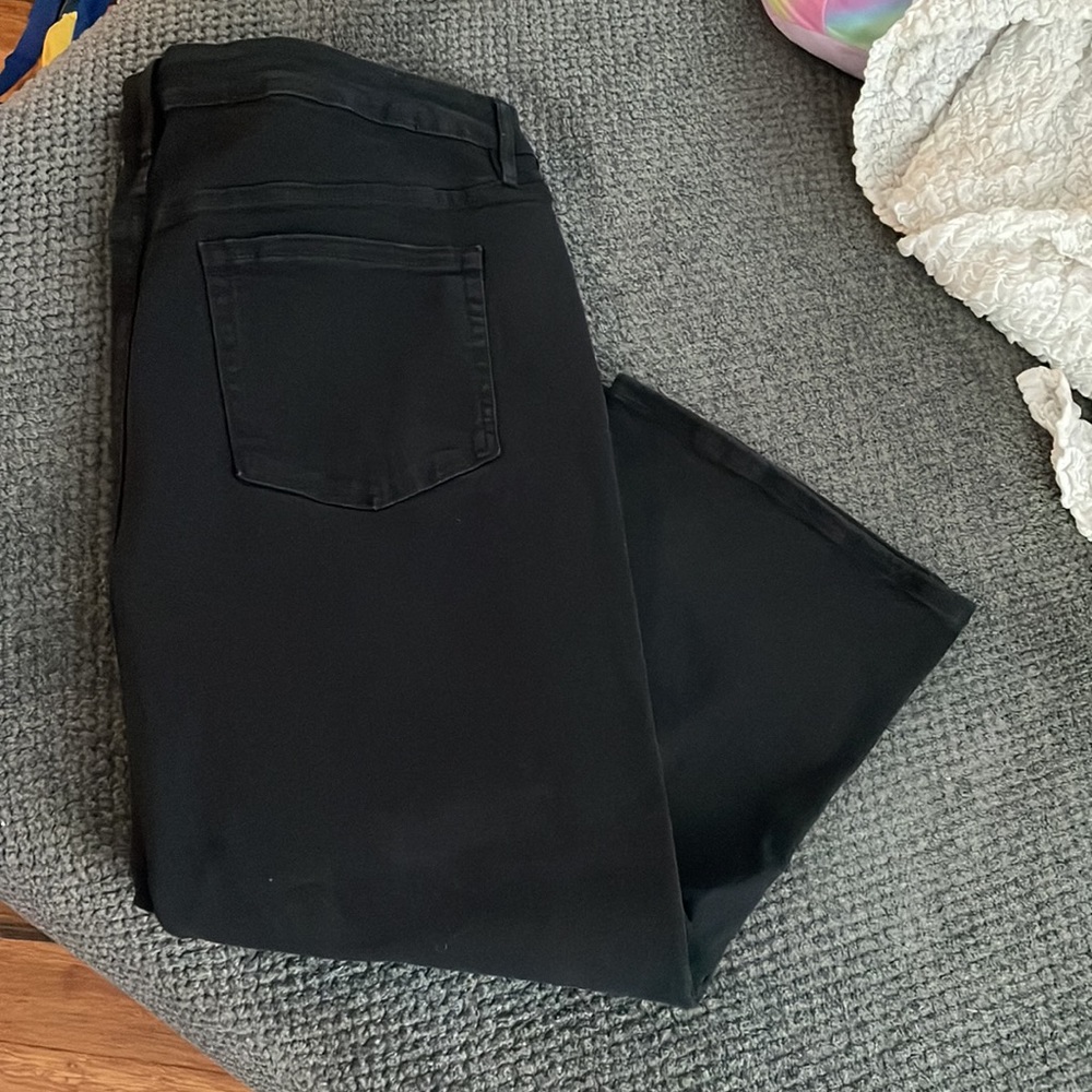 Ava Viv high rise, ankle boot cut black jeans NWT 26w - Picture 2 of 6